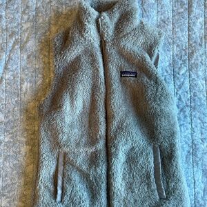 Women’s Patagonia fleece vest size medium
